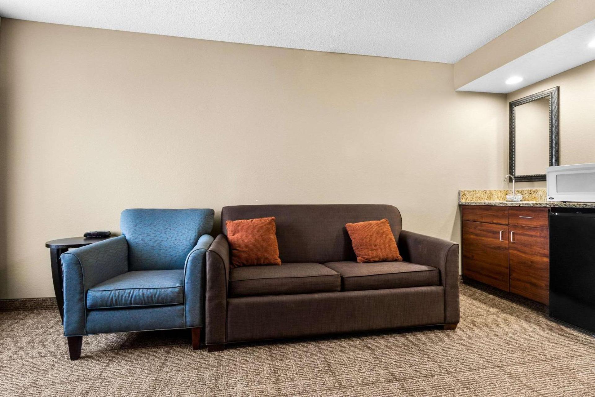 Comfort Inn Evansville East photo 19