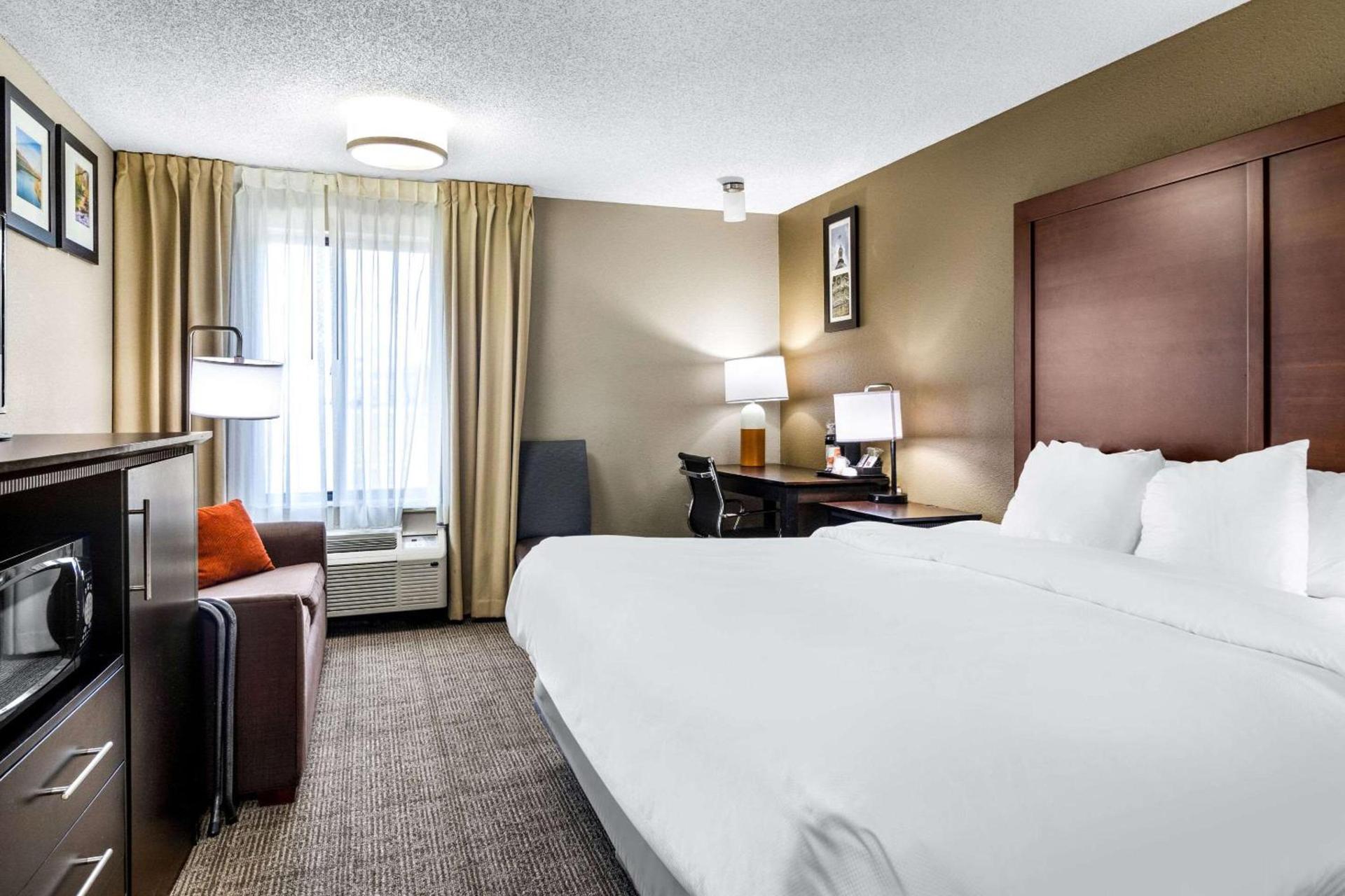 Comfort Inn Evansville East photo 20