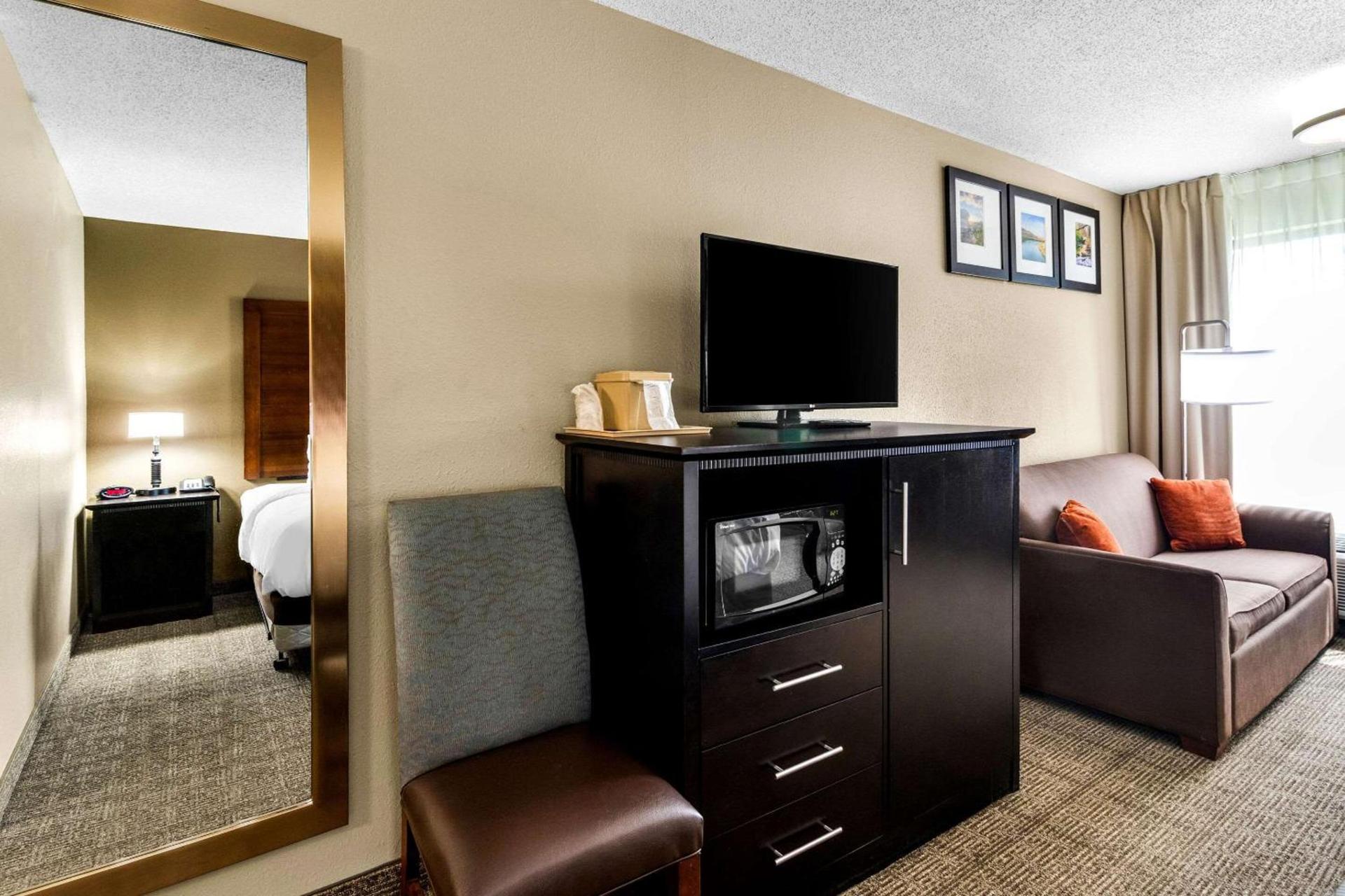 Comfort Inn Evansville East photo 25