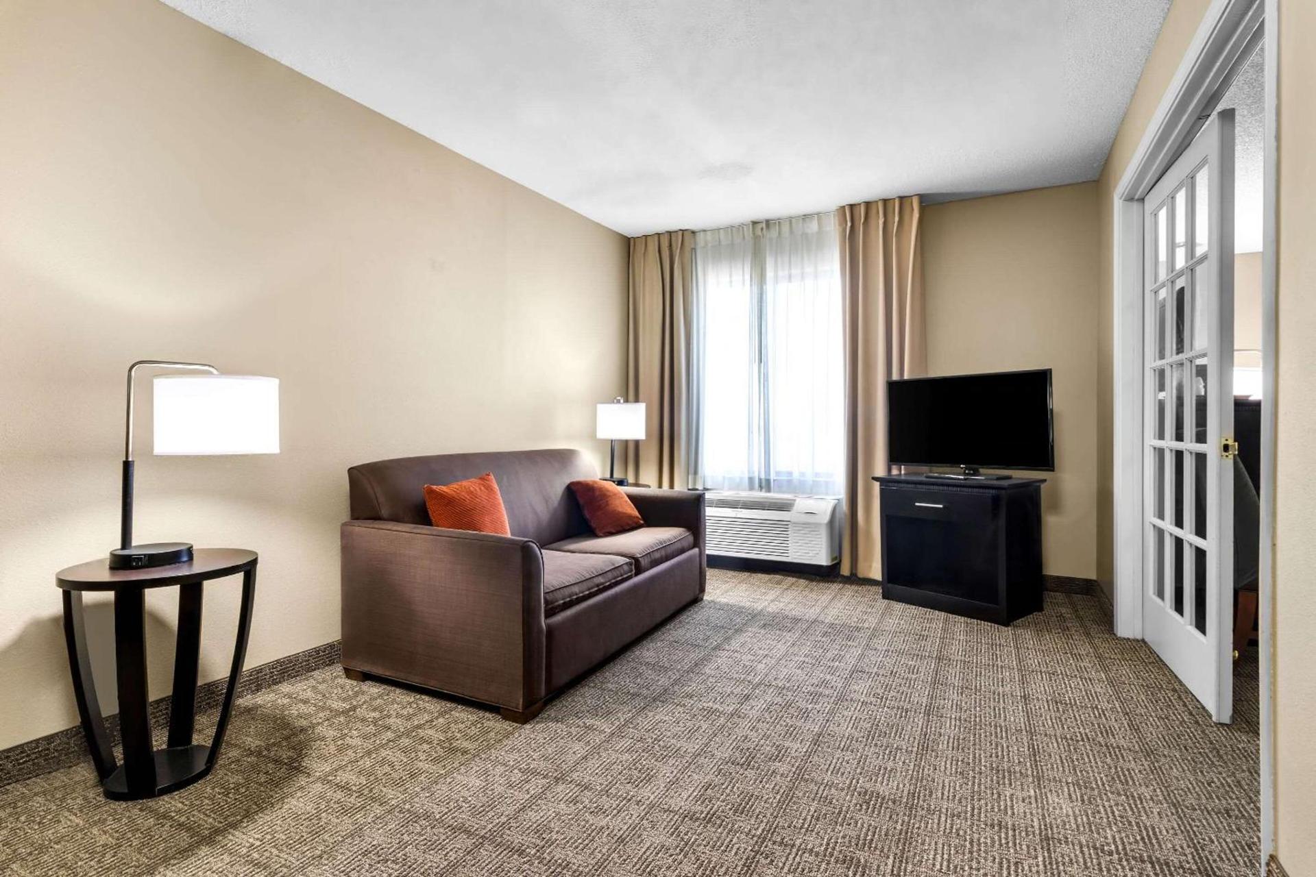 Comfort Inn Evansville East photo 28