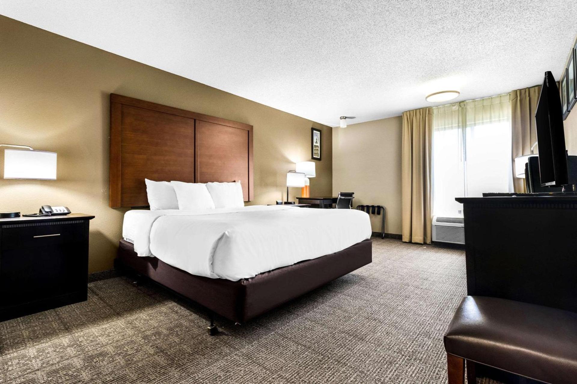 Comfort Inn Evansville East photo 30