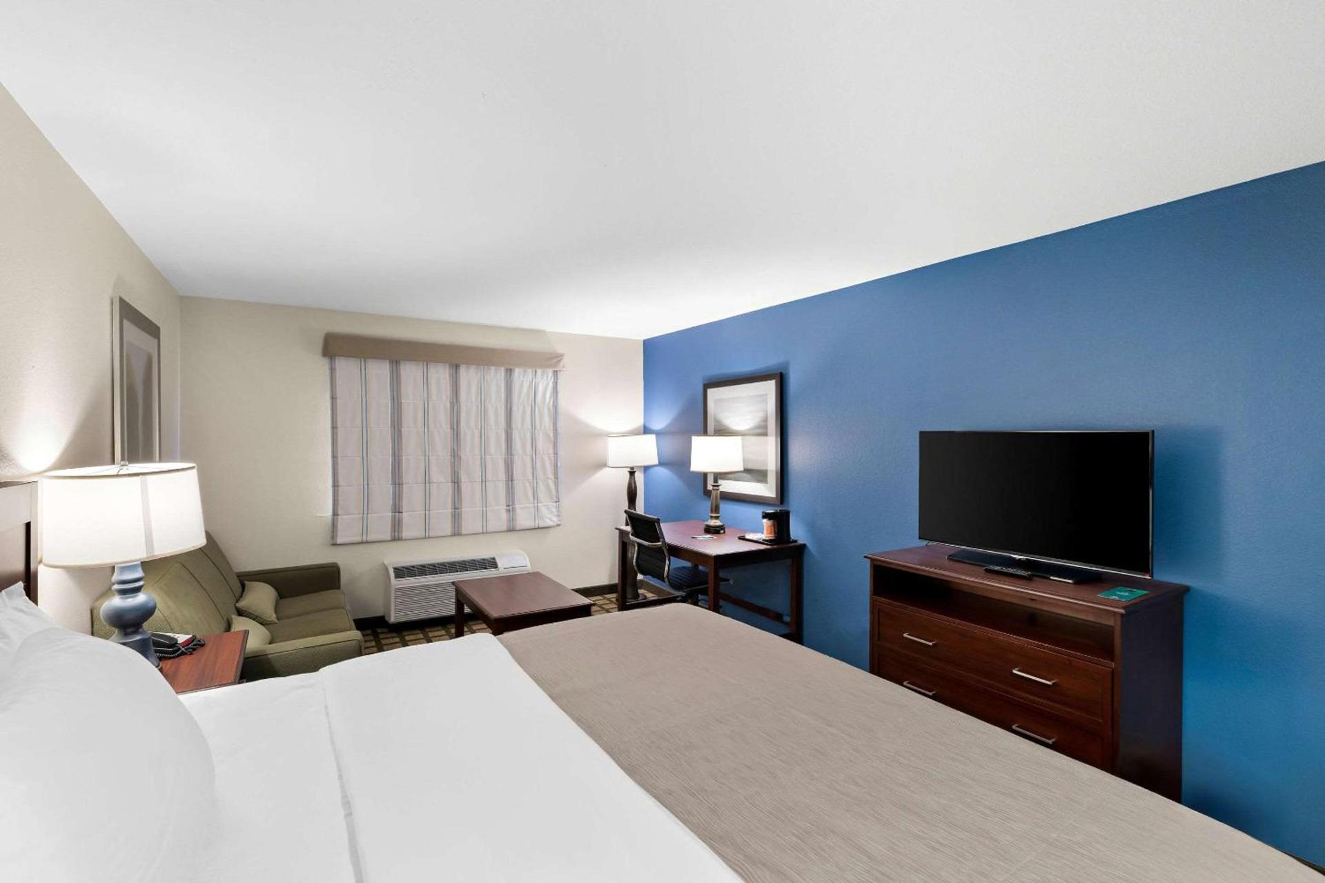 Quality Inn & Suites Big Spring photo 12