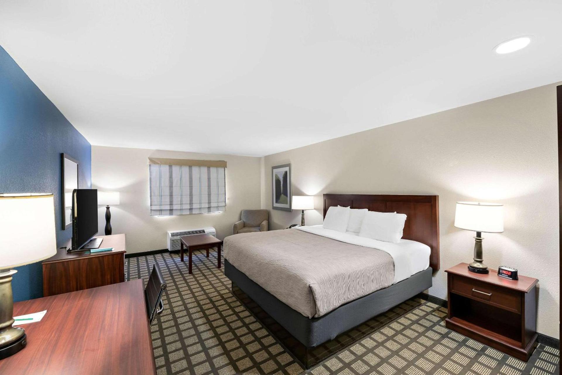 Quality Inn & Suites Big Spring photo 15