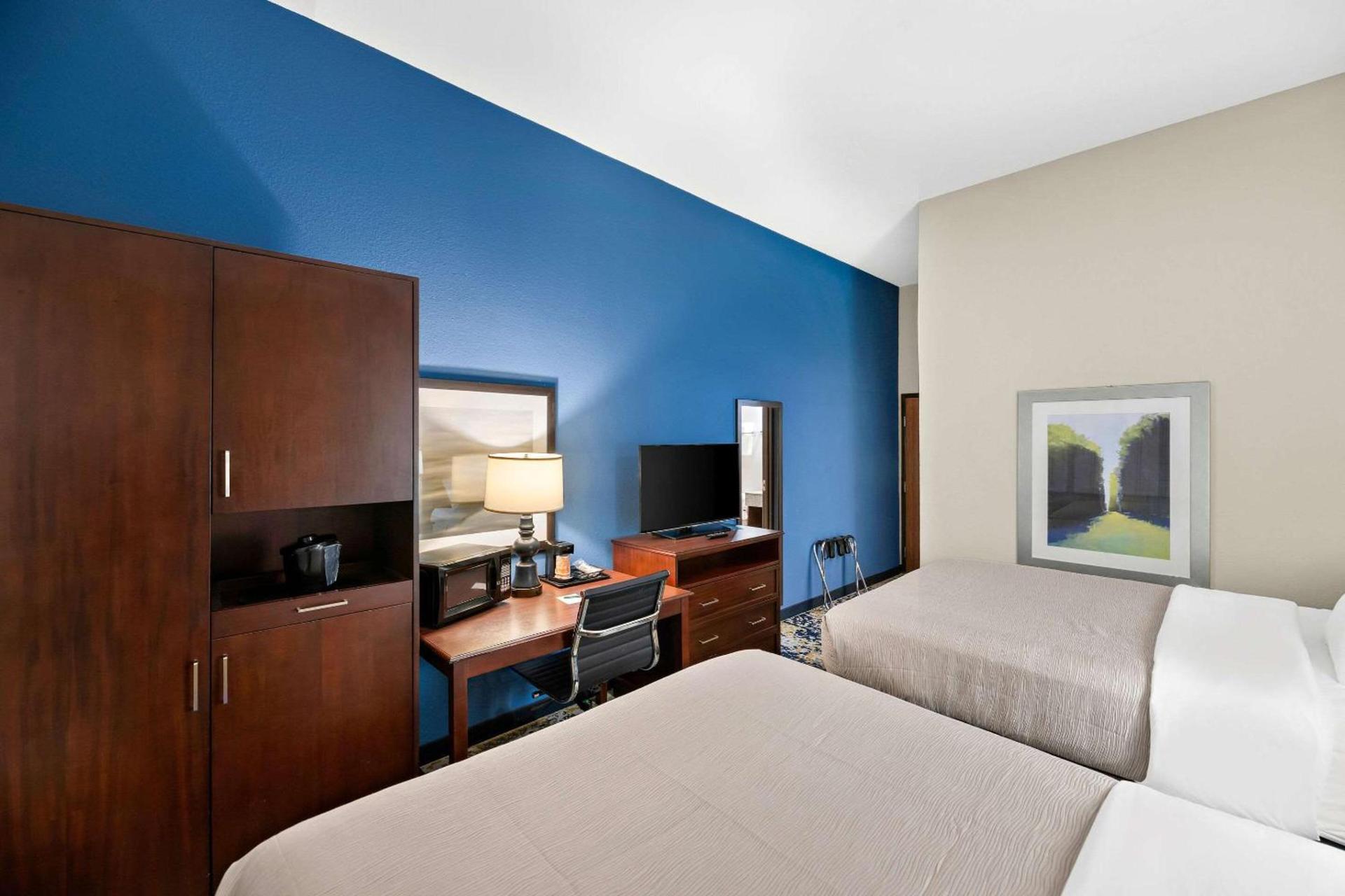 Quality Inn & Suites Big Spring photo 25