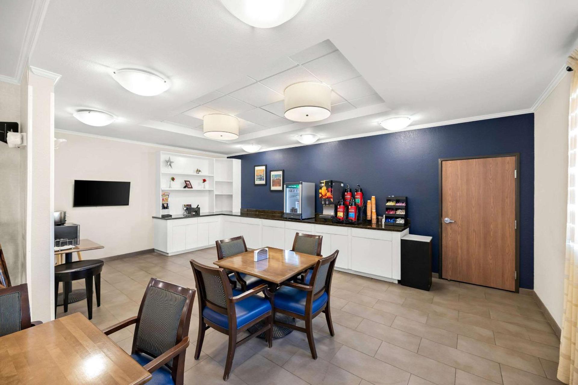 Quality Inn & Suites Big Spring photo 34