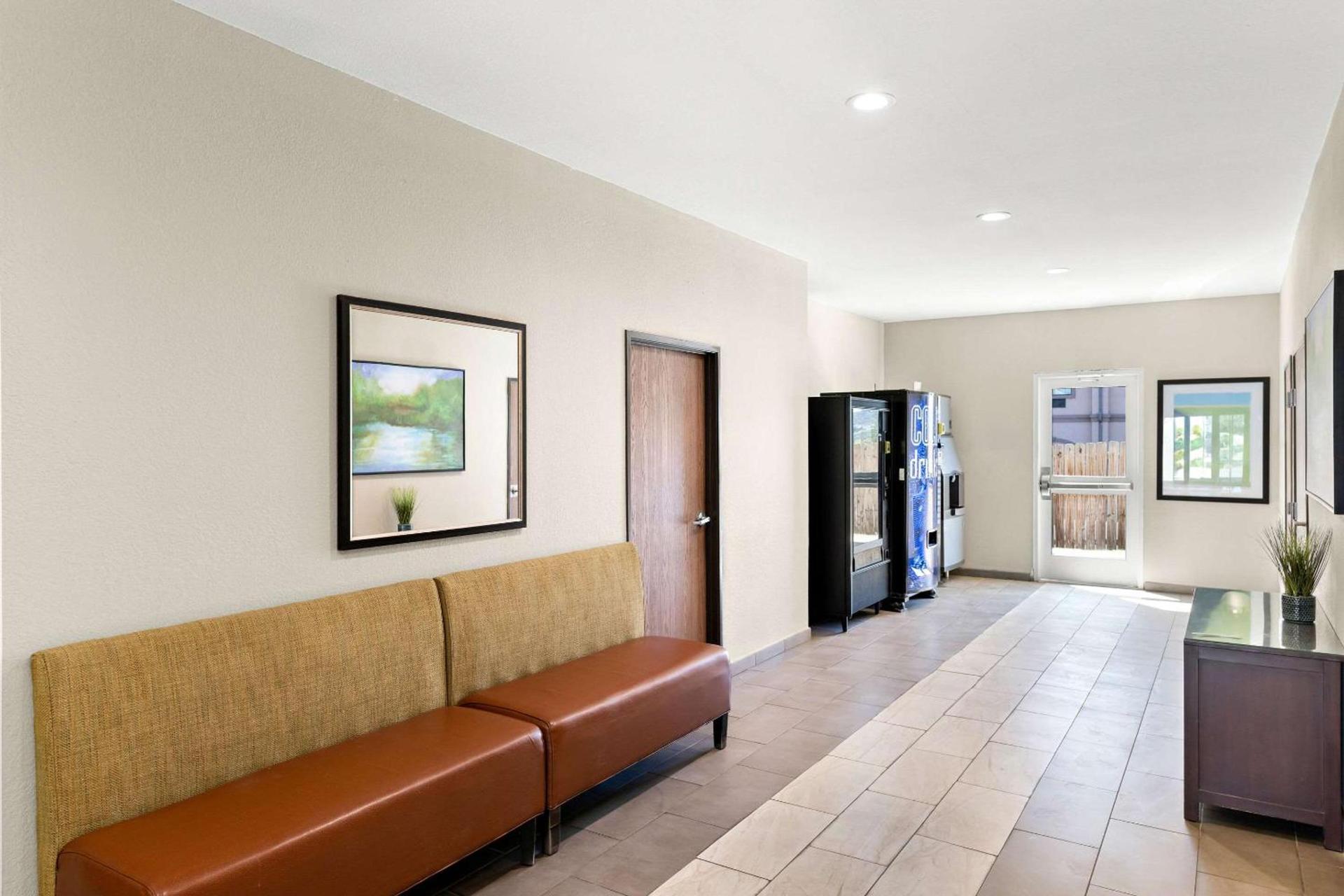 Quality Inn & Suites Big Spring photo 35