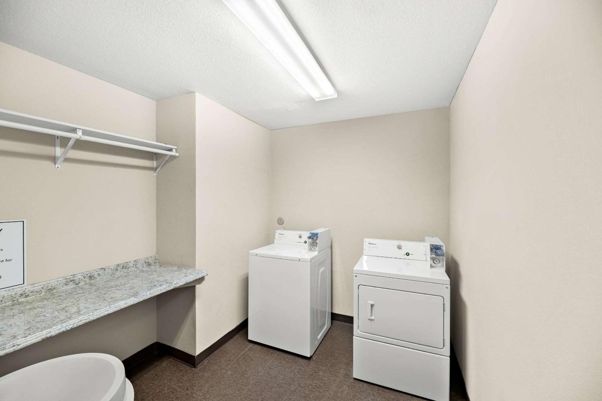Quality Inn & Suites Big Spring photo 38