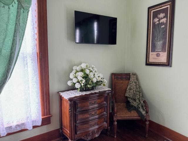 Woodbine Inn and Restaurant photo 77