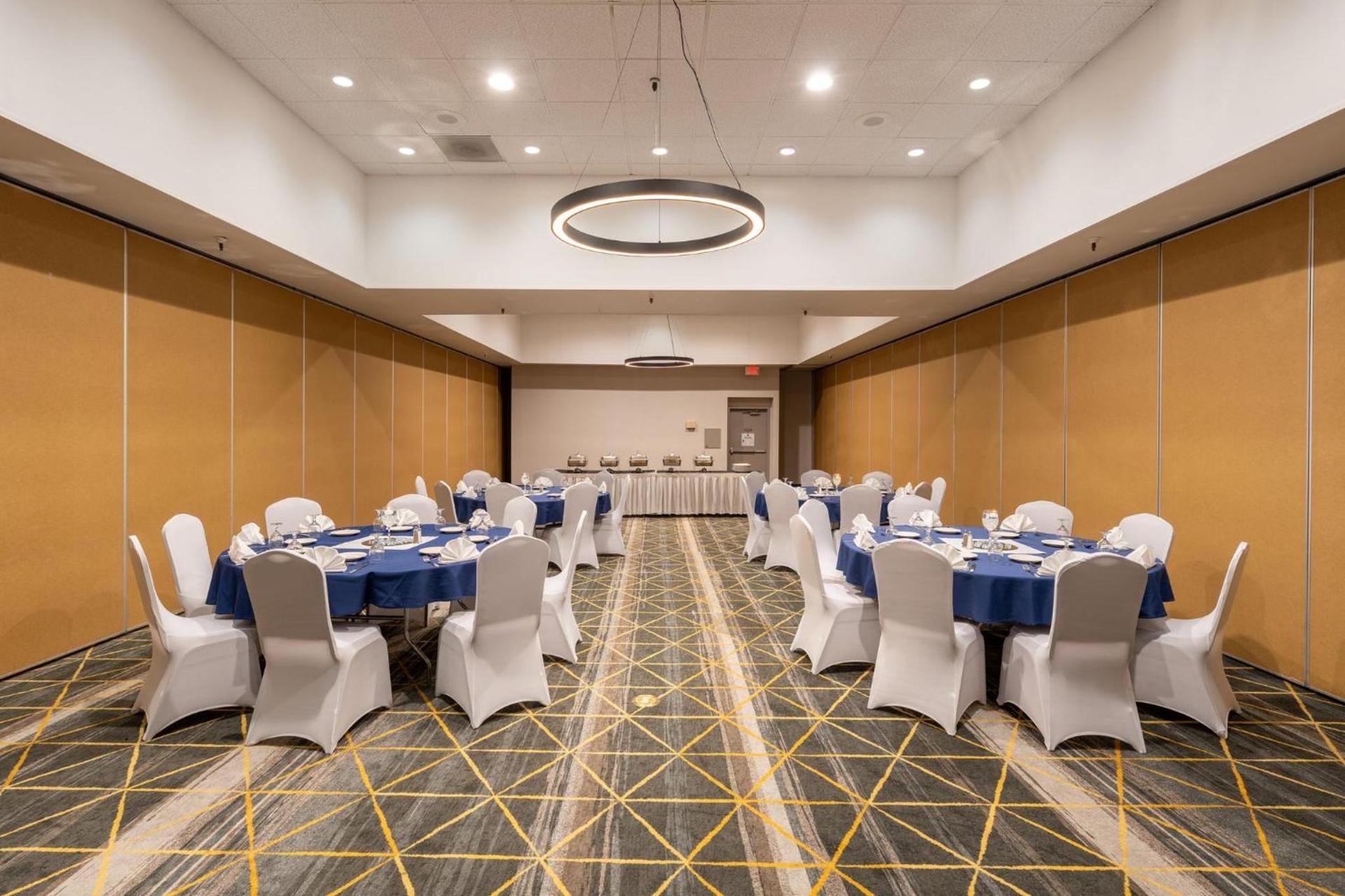 Holiday Inn Phoenix-Mesa Chandler by IHG photo 61