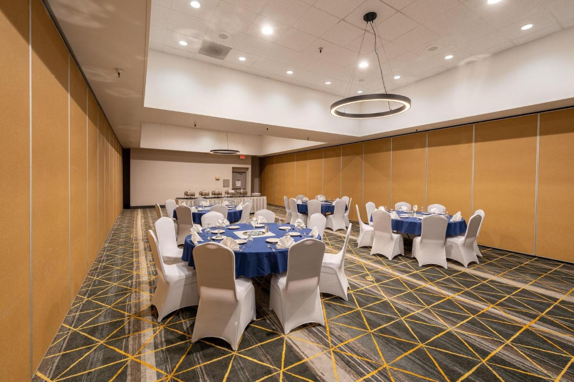 Holiday Inn Phoenix-Mesa Chandler by IHG photo 63