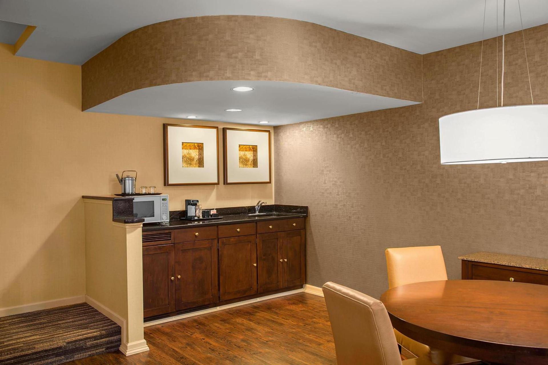 Sheraton Suites Akron Cuyahoga Falls photo 11