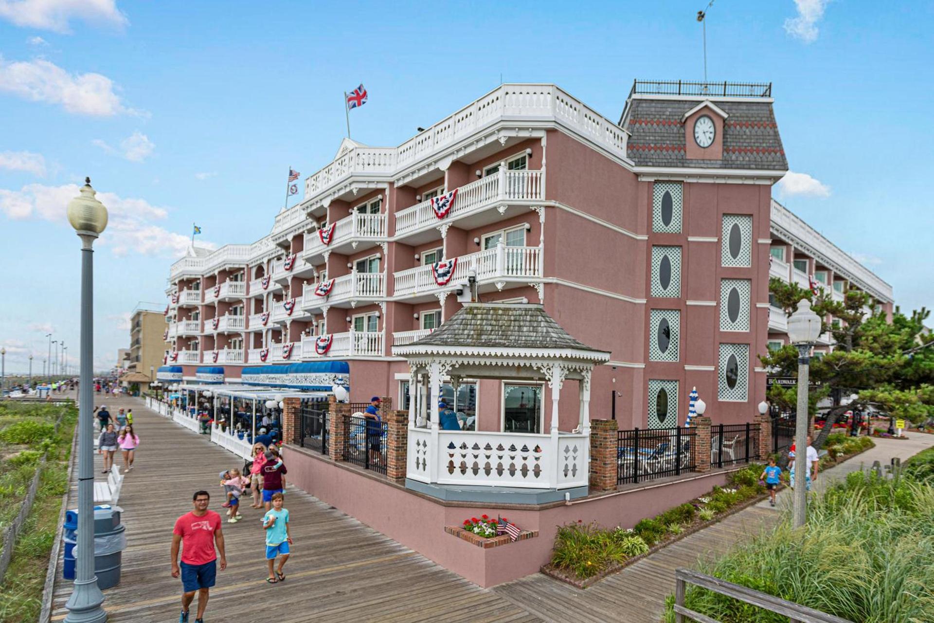 Boardwalk Plaza Hotel photo 2