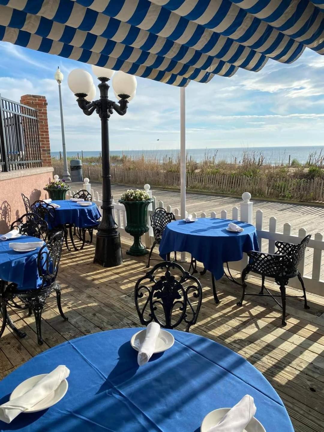 Boardwalk Plaza Hotel photo 37