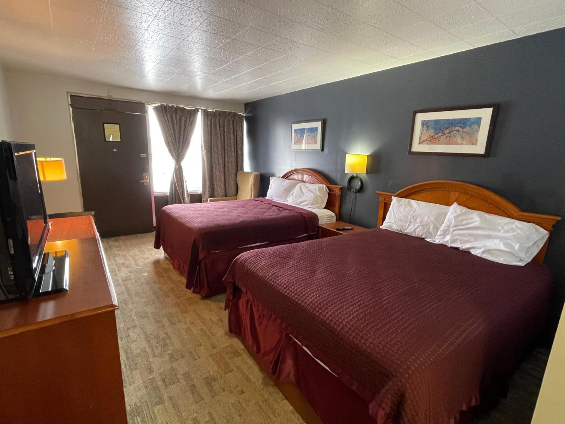 Wooden Shoe Motel photo 4