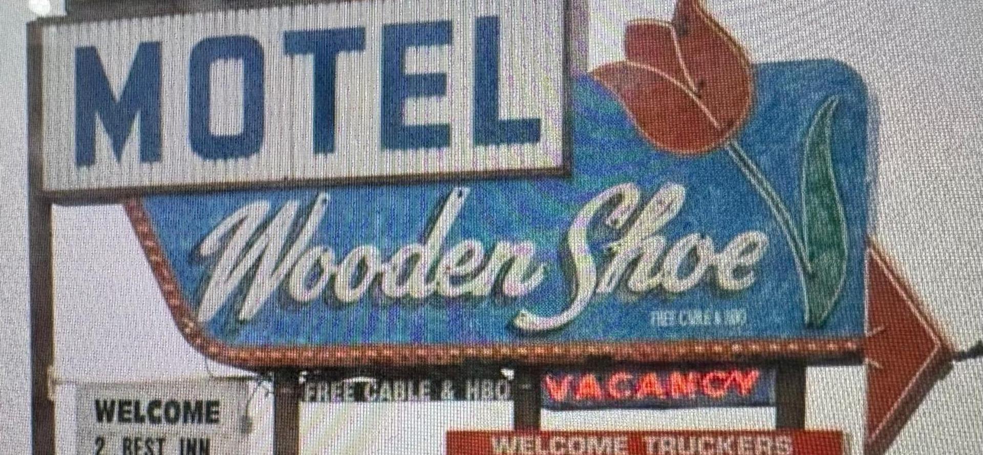 Wooden Shoe Motel photo 10
