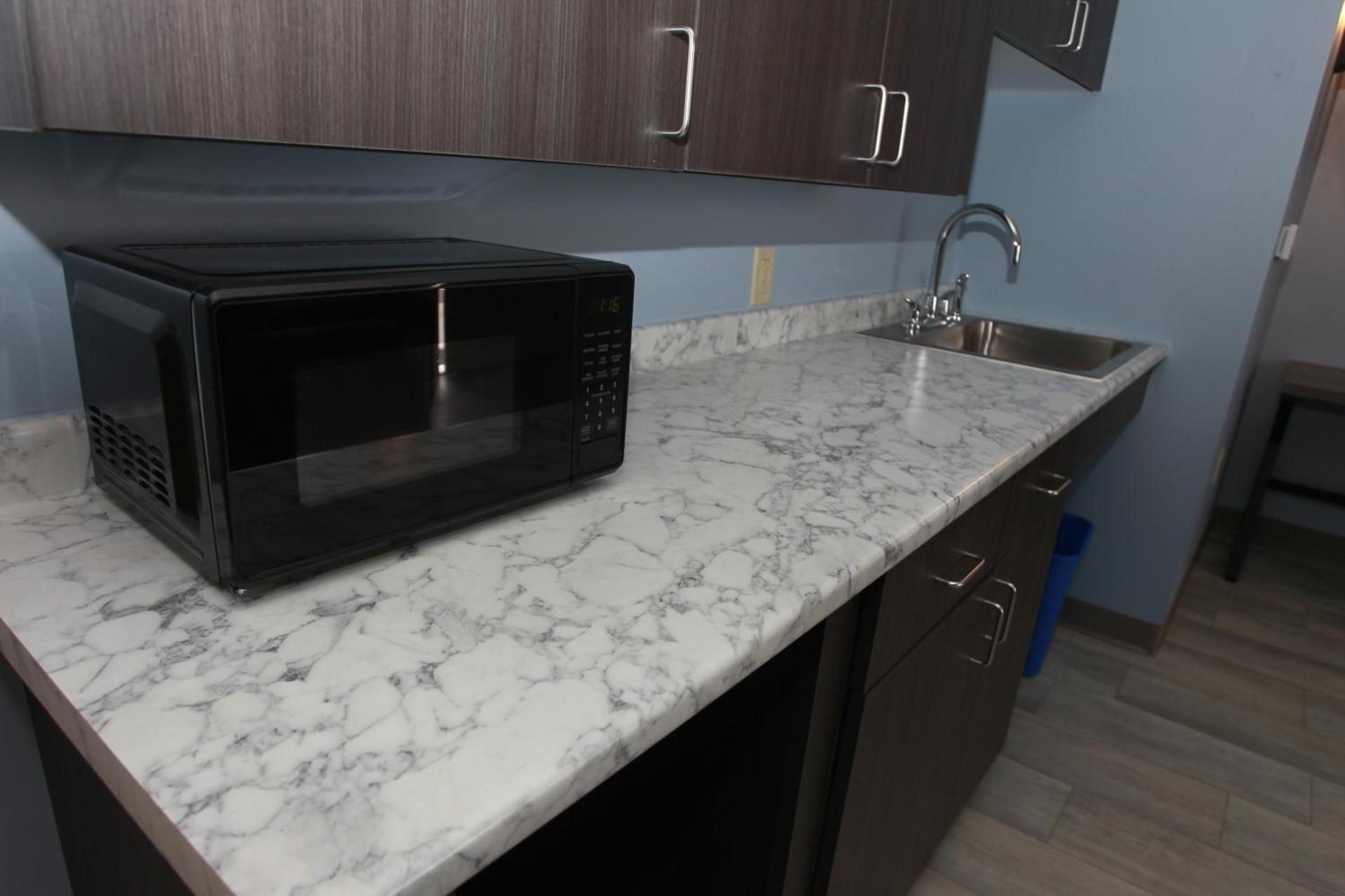 Wolastoq Inn And Suites photo 12