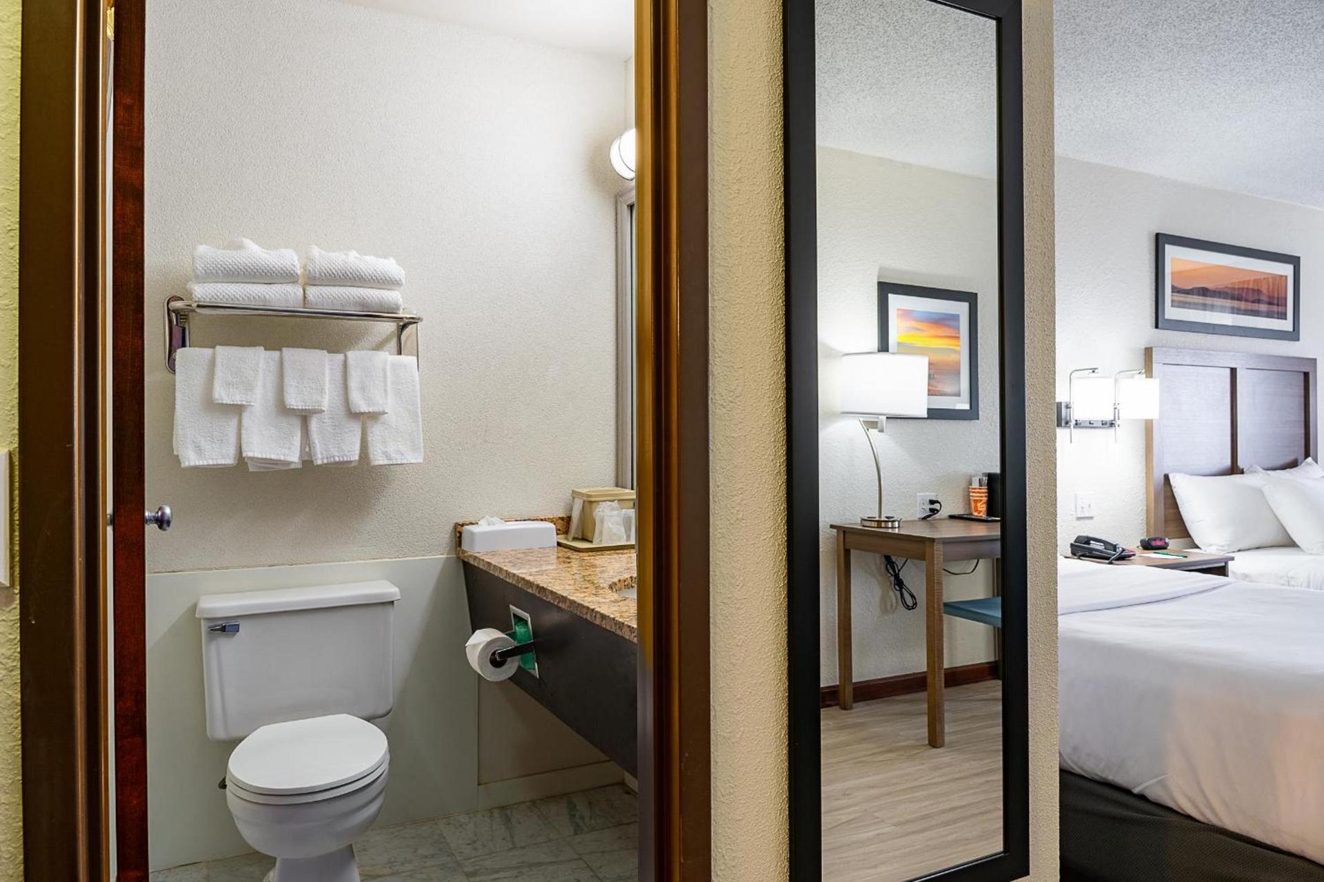 Quality Inn Milan-Sandusky photo 48