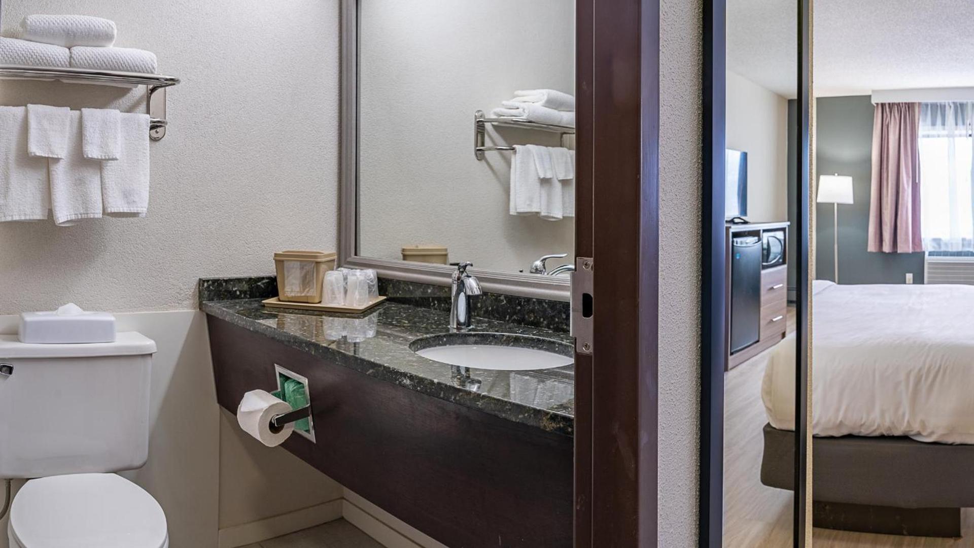 Quality Inn Milan-Sandusky photo 54