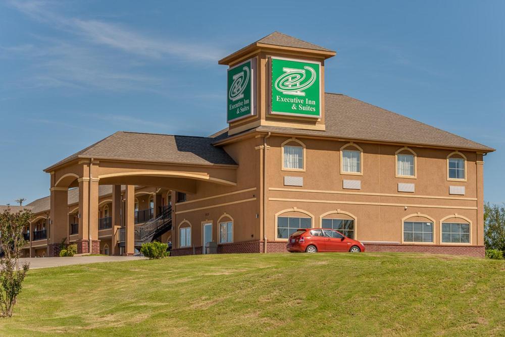 Executive Inn & Suites Cushing photo 30