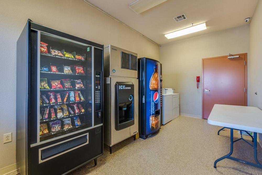 Executive Inn & Suites Cushing photo 53