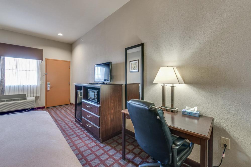 Executive Inn & Suites Cushing photo 7