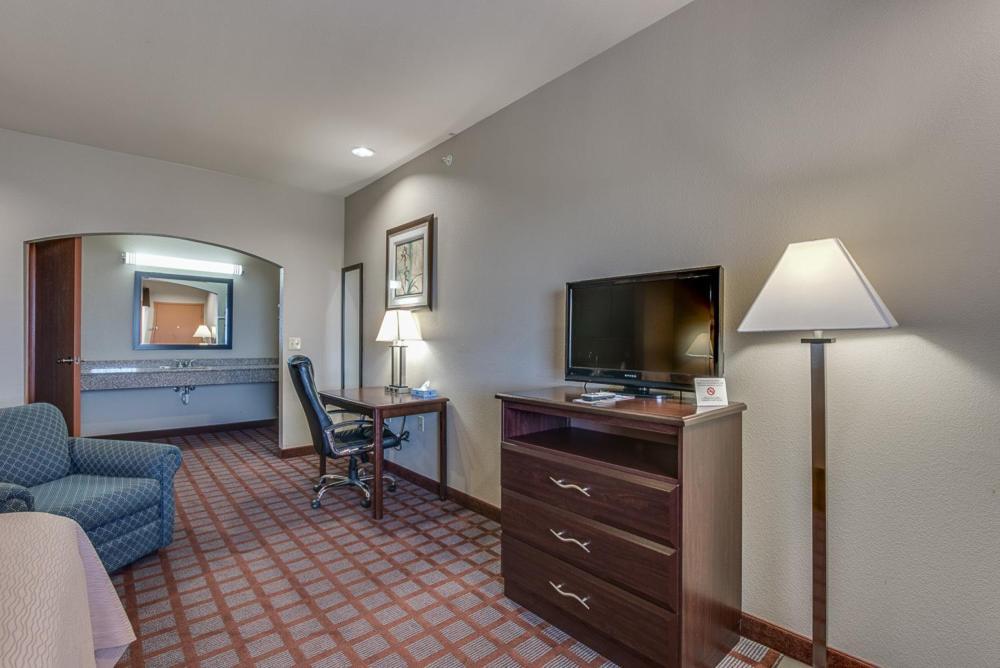 Executive Inn & Suites Cushing photo 42