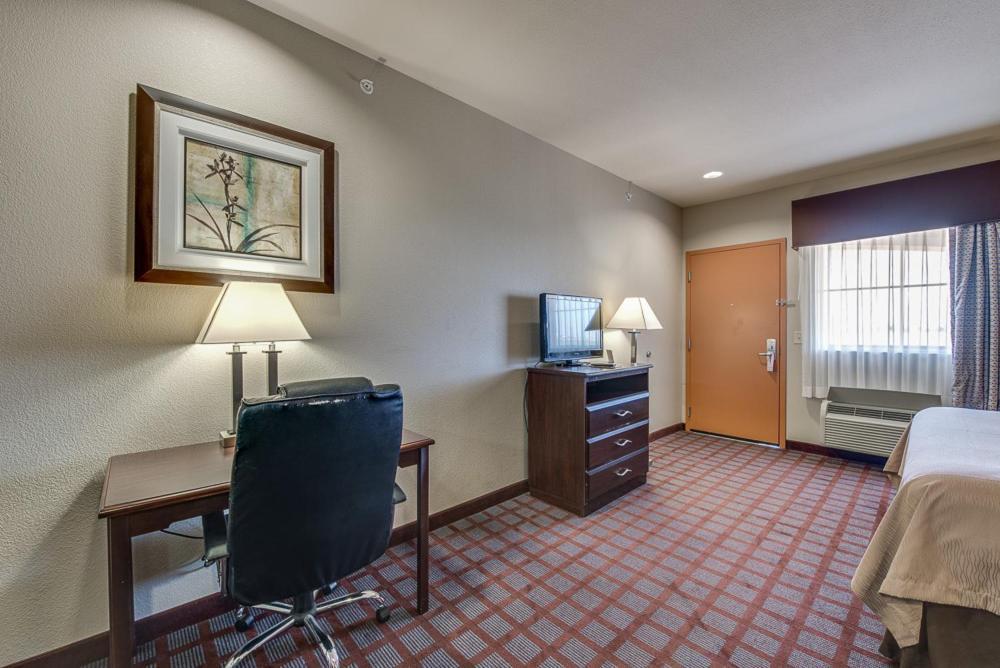 Executive Inn & Suites Cushing photo 24