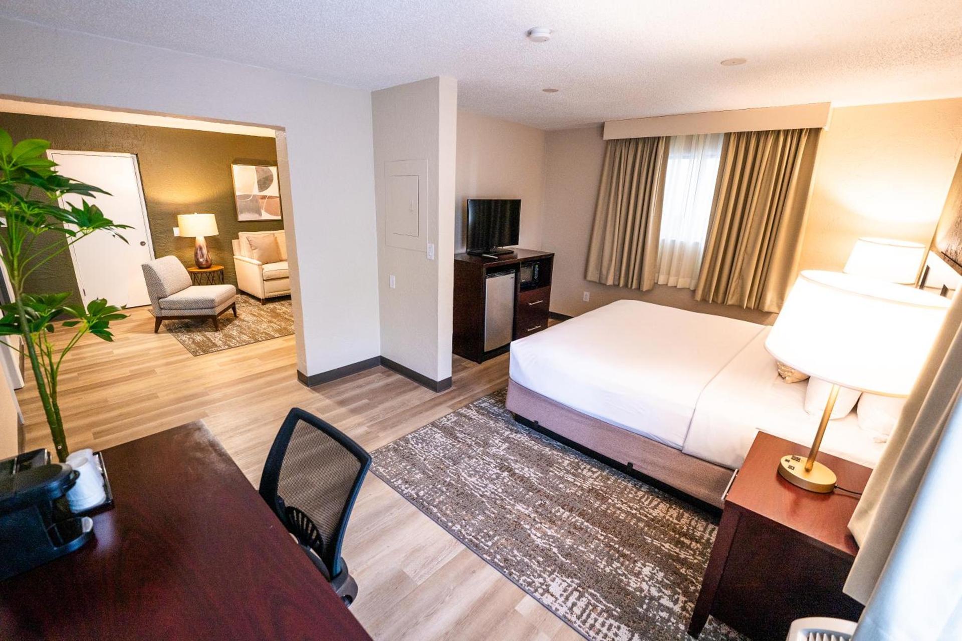 Mai Hana Hotel and Suites I Drive-Theme Parks photo 19