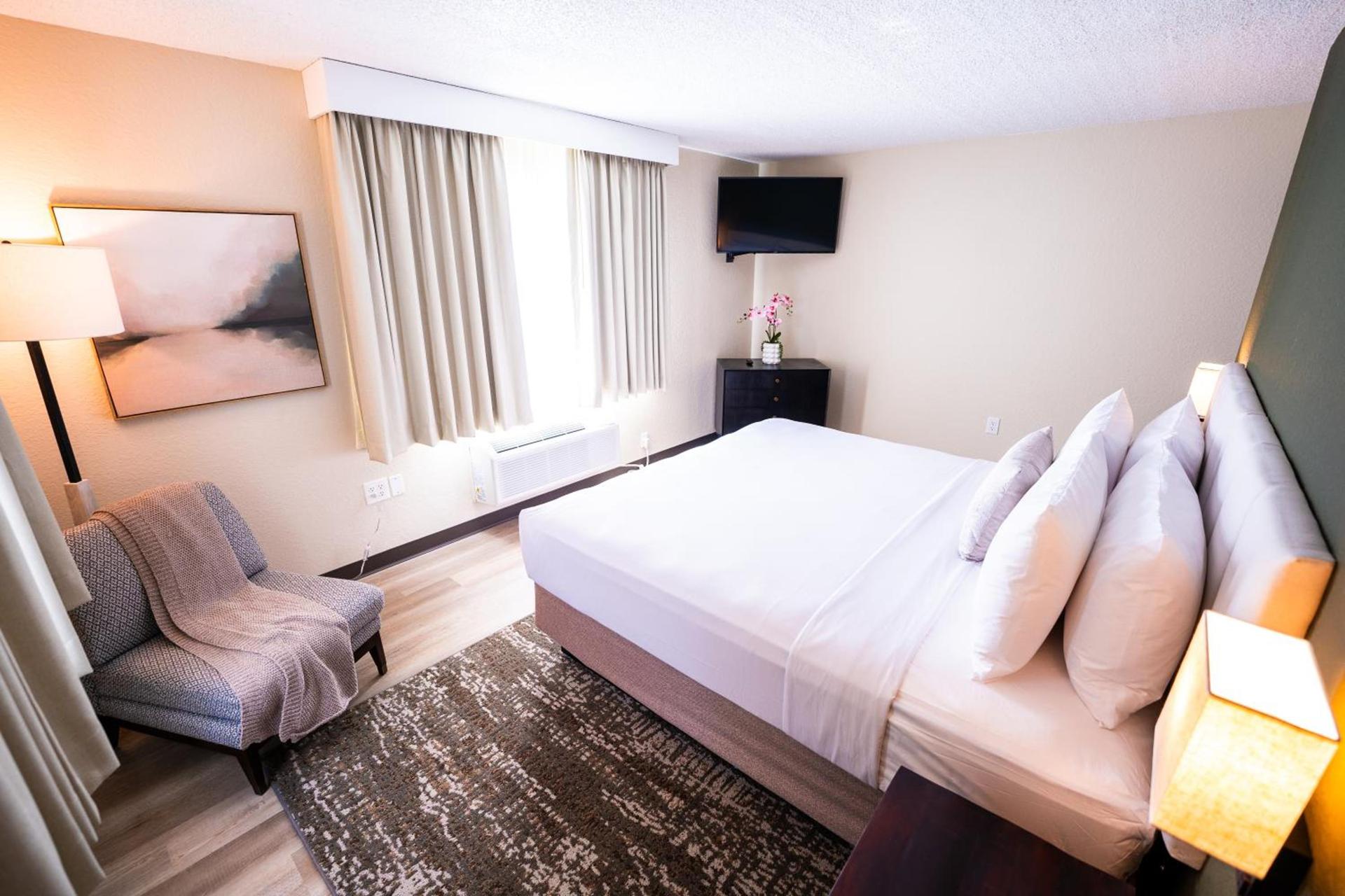 Mai Hana Hotel and Suites I Drive-Theme Parks photo 10