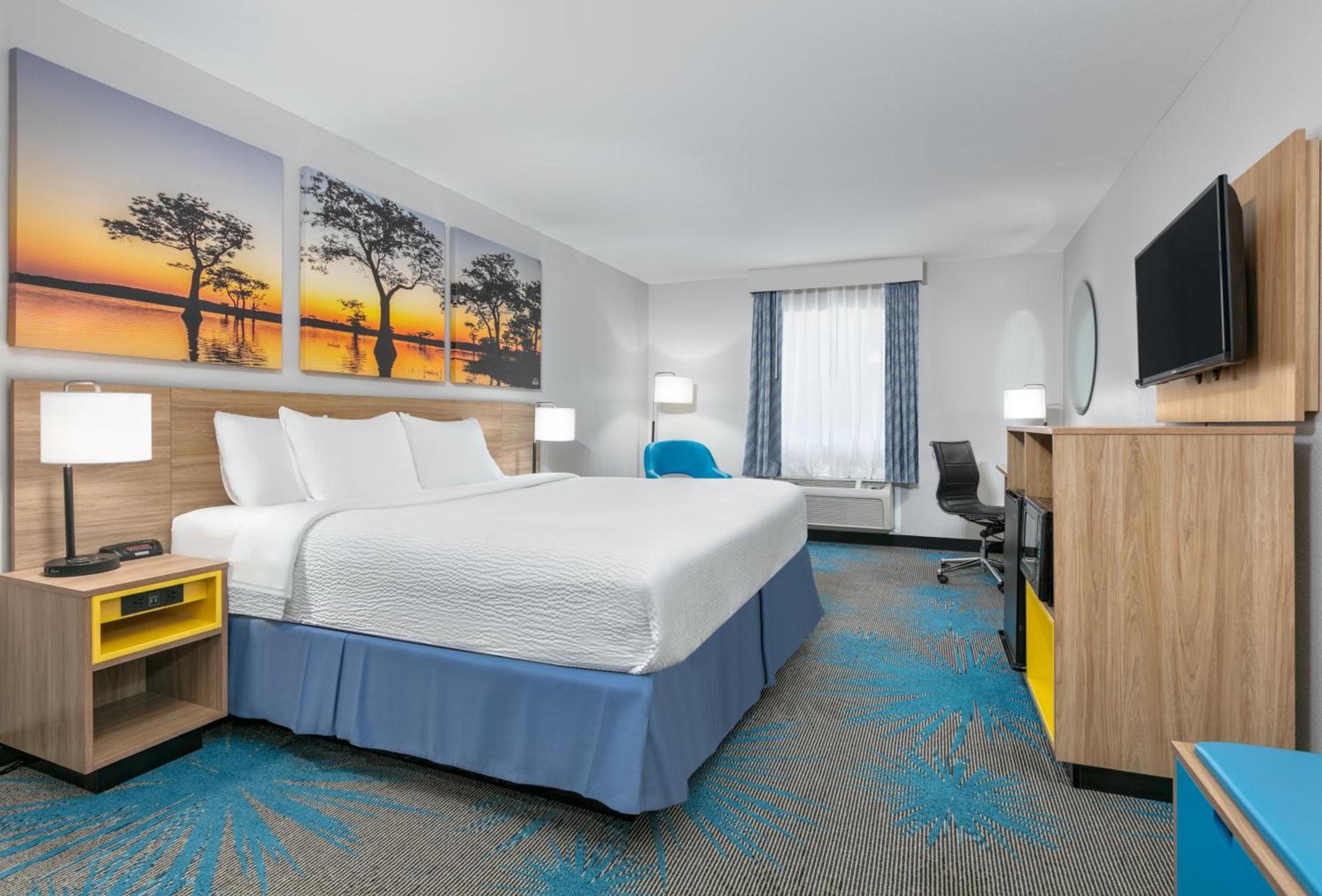 Days Inn & Suites by Wyndham Cabot photo 32