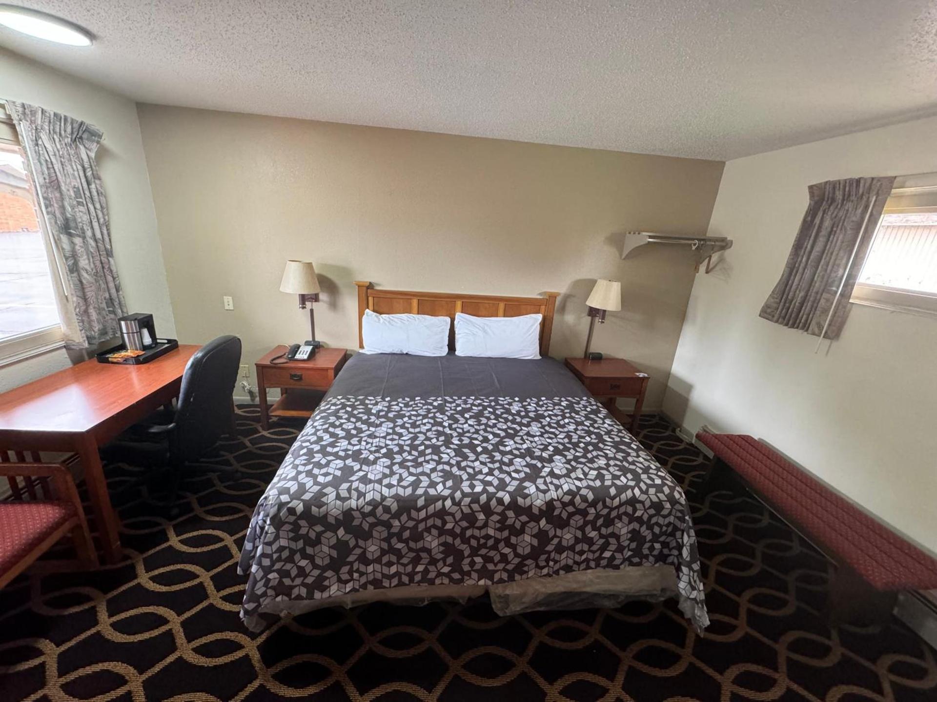 Euclid Motel photo 10