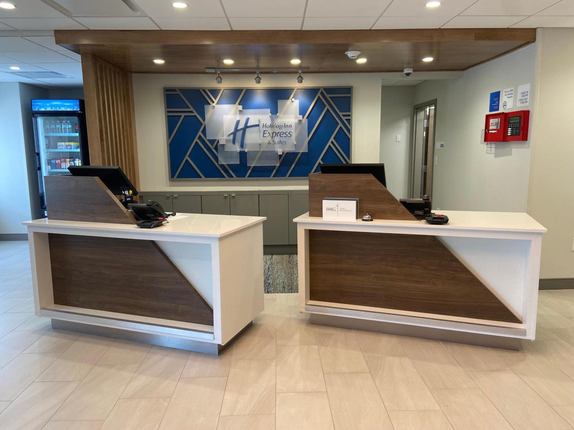 Holiday Inn Express & Suites Elyria by IHG photo 3