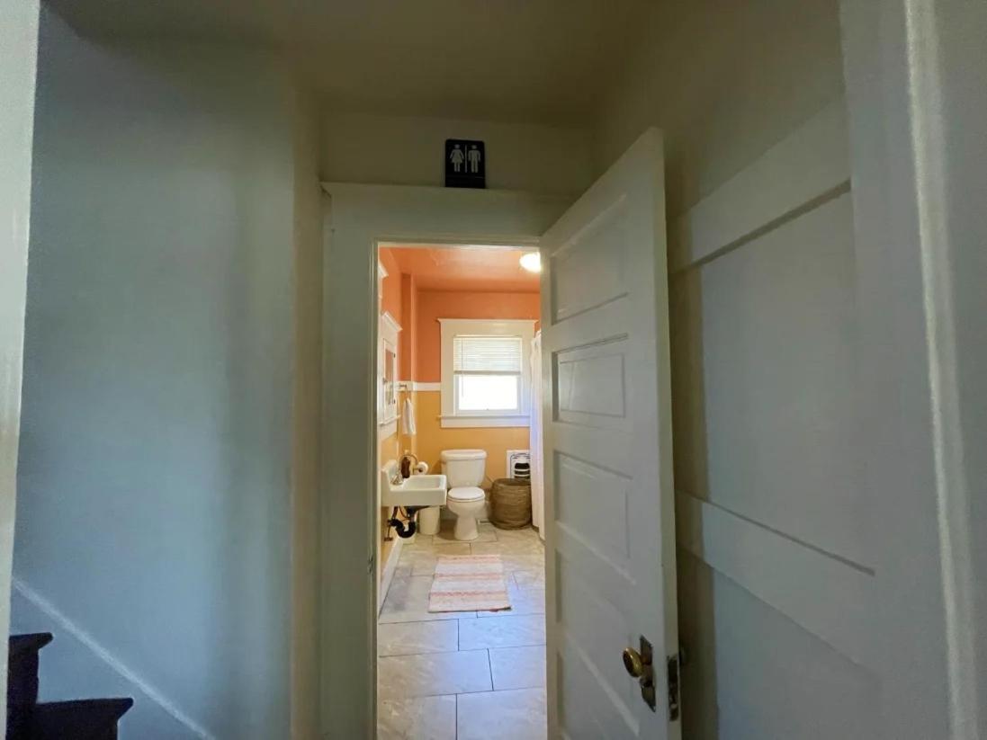 The Good Manor photo 6