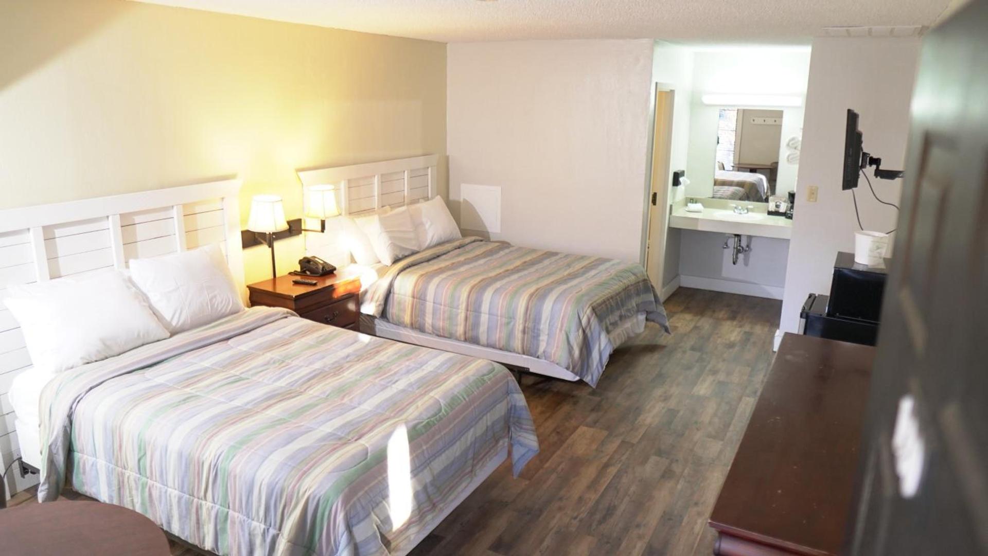 Skyline Lodge photo 14