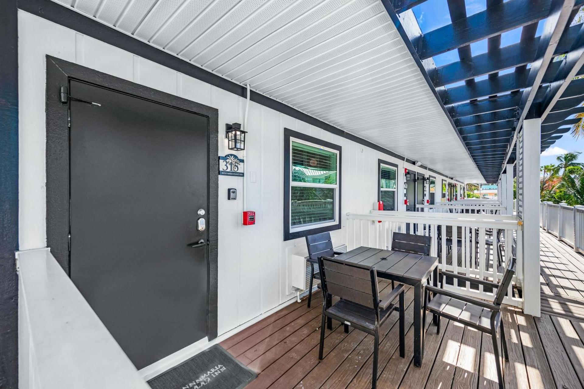 Tropic Isle At Anna Maria Island Inn photo 10