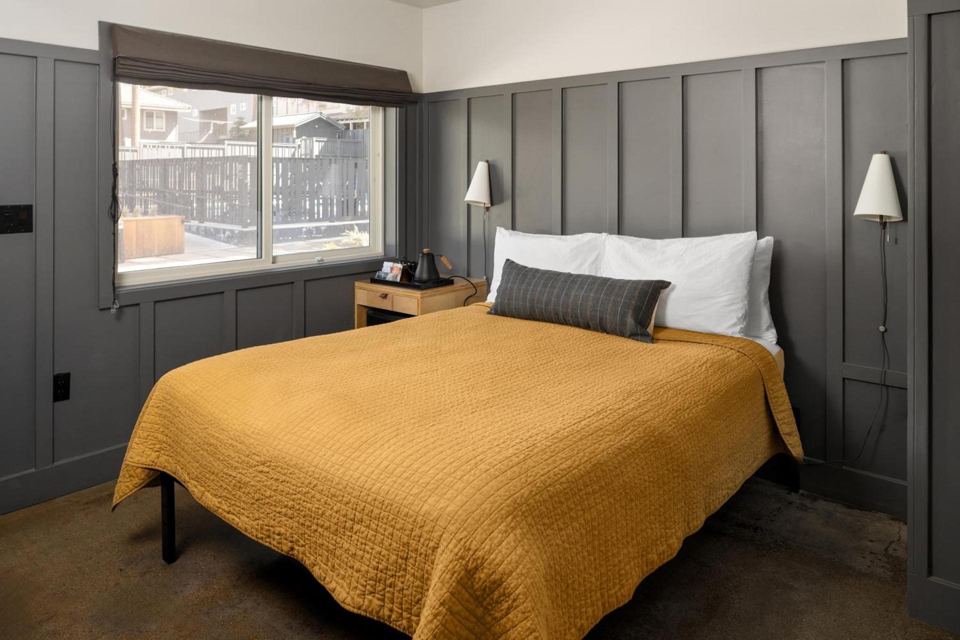 The Coachman Hotel photo 71
