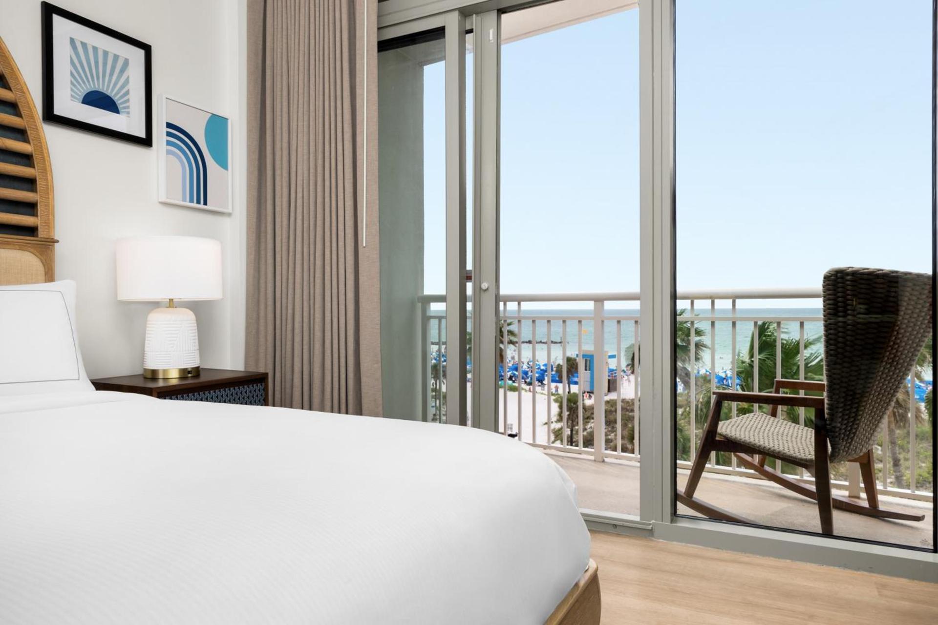 The Hiatus Clearwater Beach, Curio Collection By Hilton photo 2