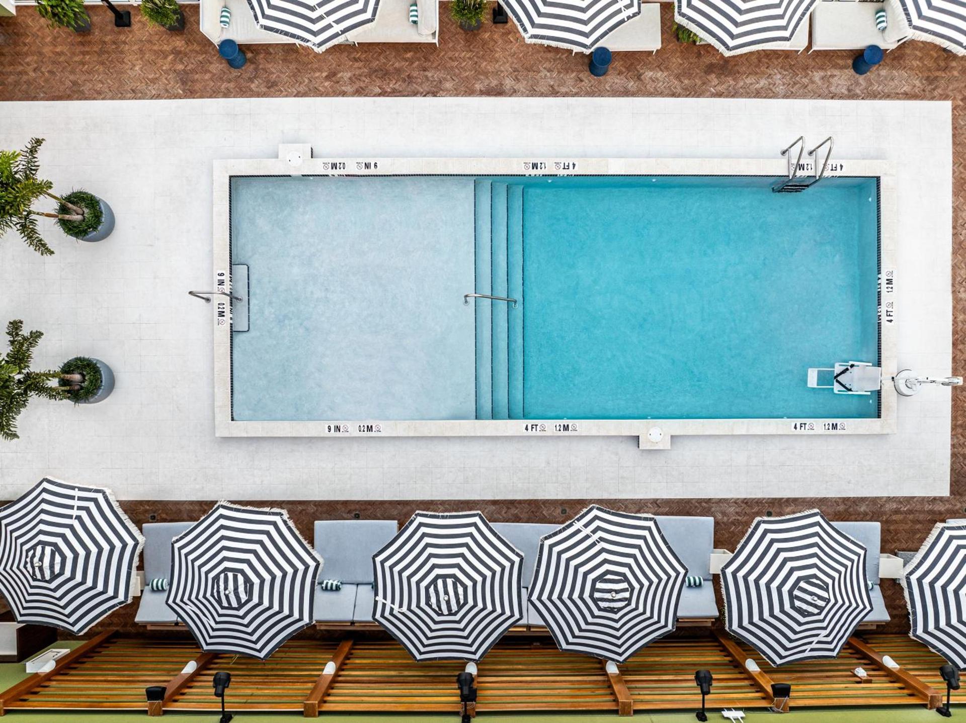 The Hiatus Clearwater Beach, Curio Collection By Hilton photo 93