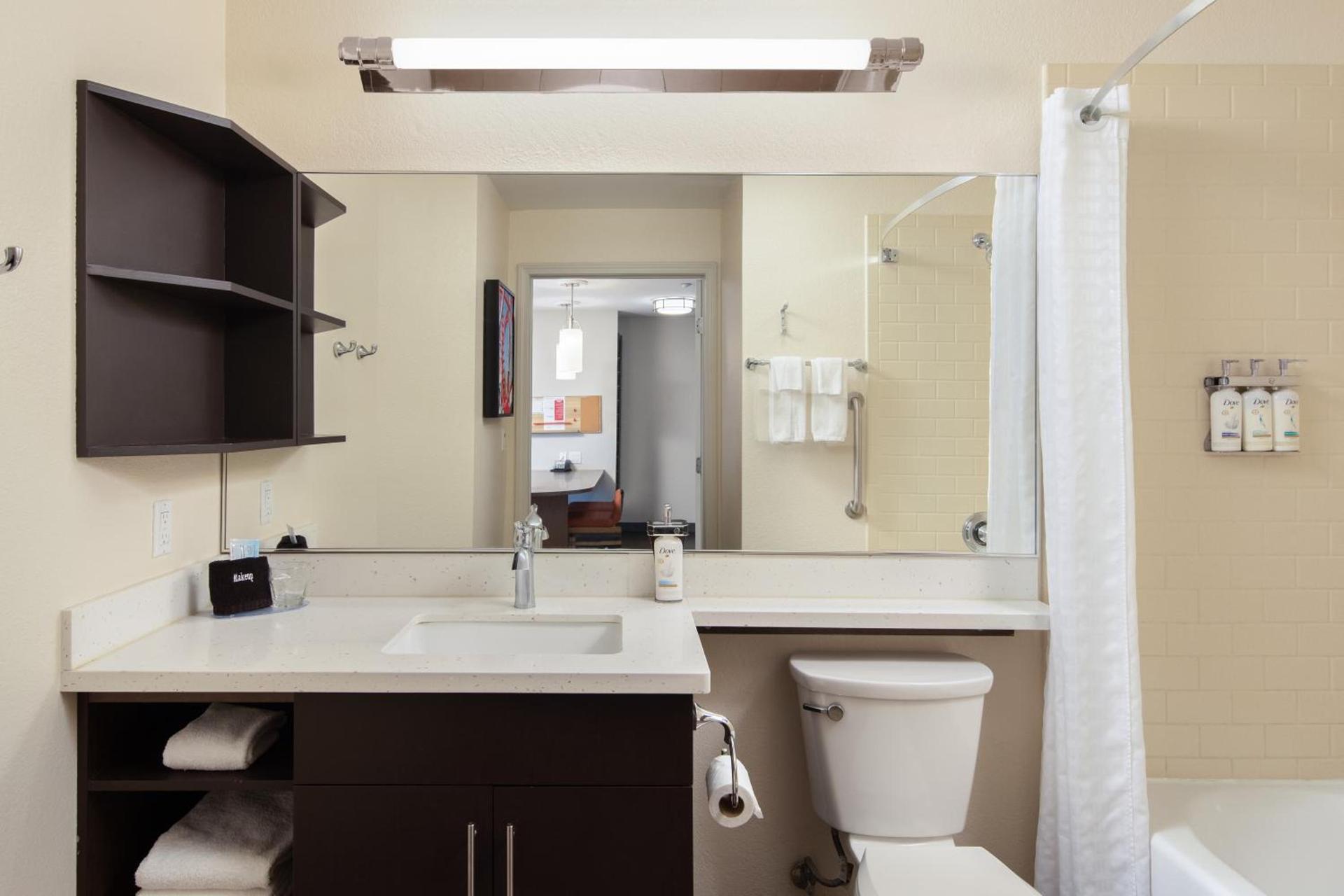 Candlewood Suites Anaheim - Resort Area by IHG photo 60