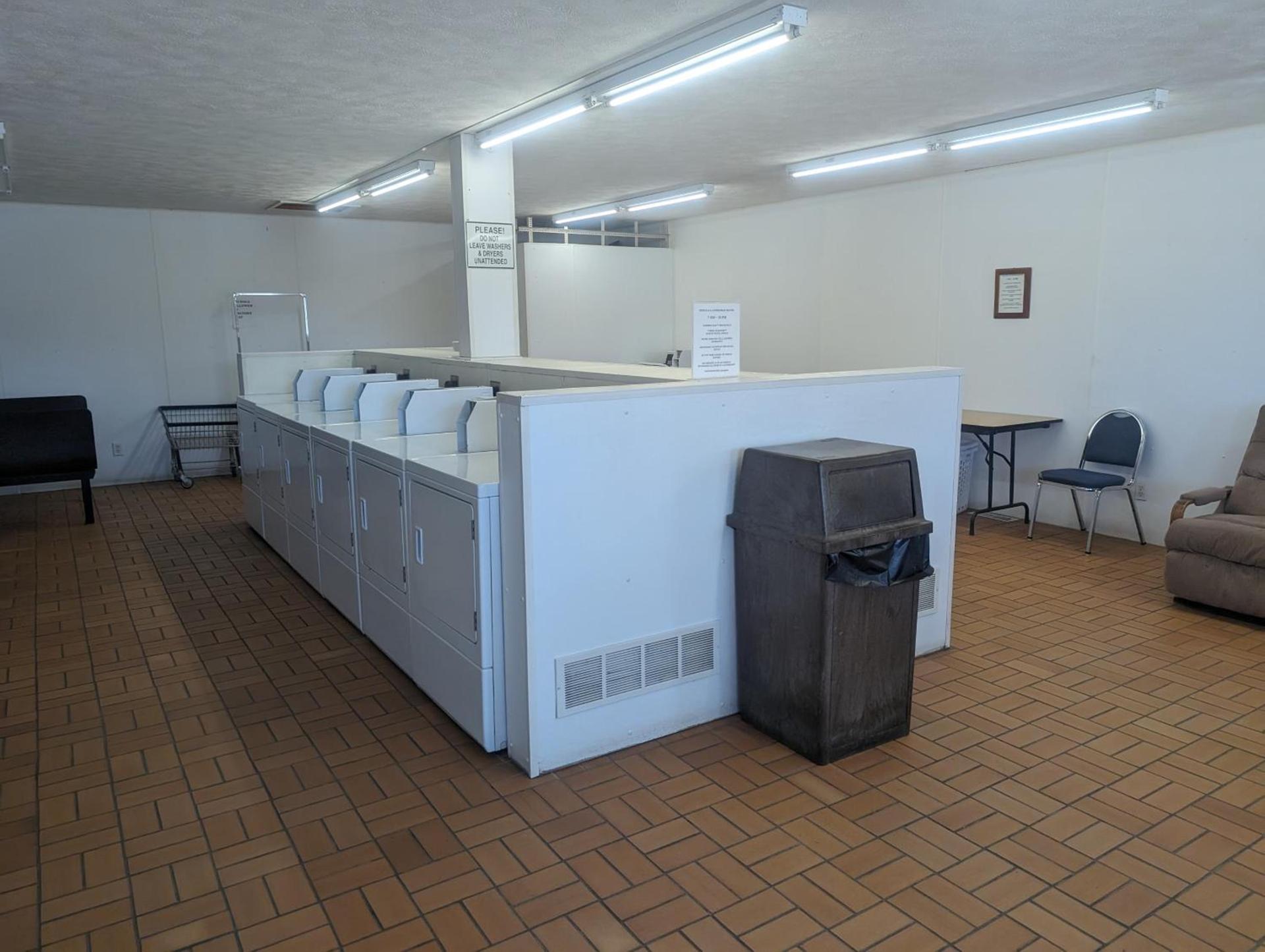 Auburn Inn Motel photo 2