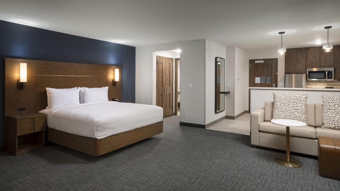 Residence Inn by Marriott Denver Aurora photo 13