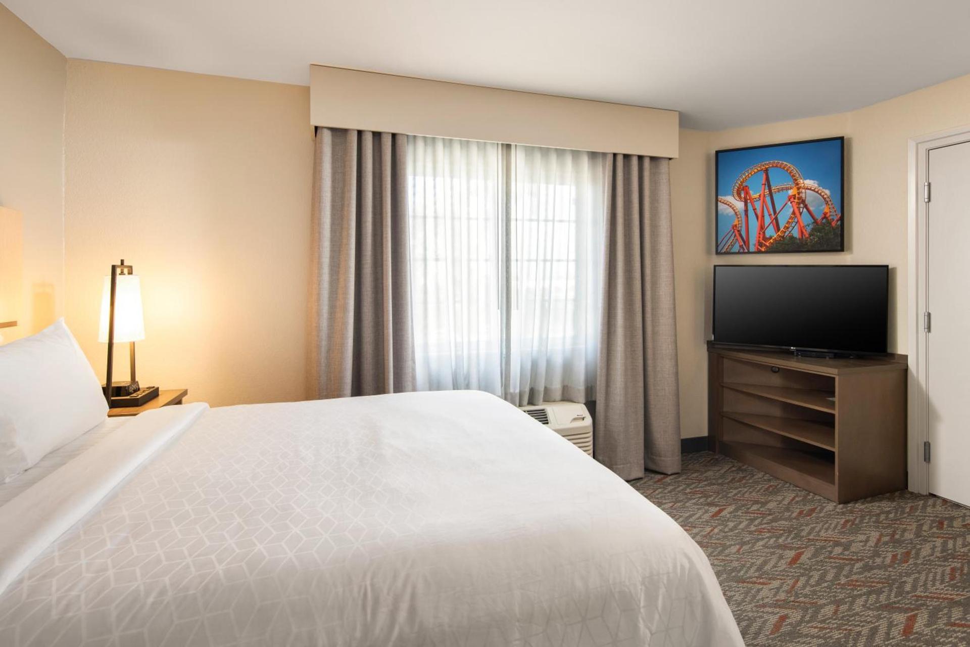 Candlewood Suites Anaheim - Resort Area by IHG photo 65