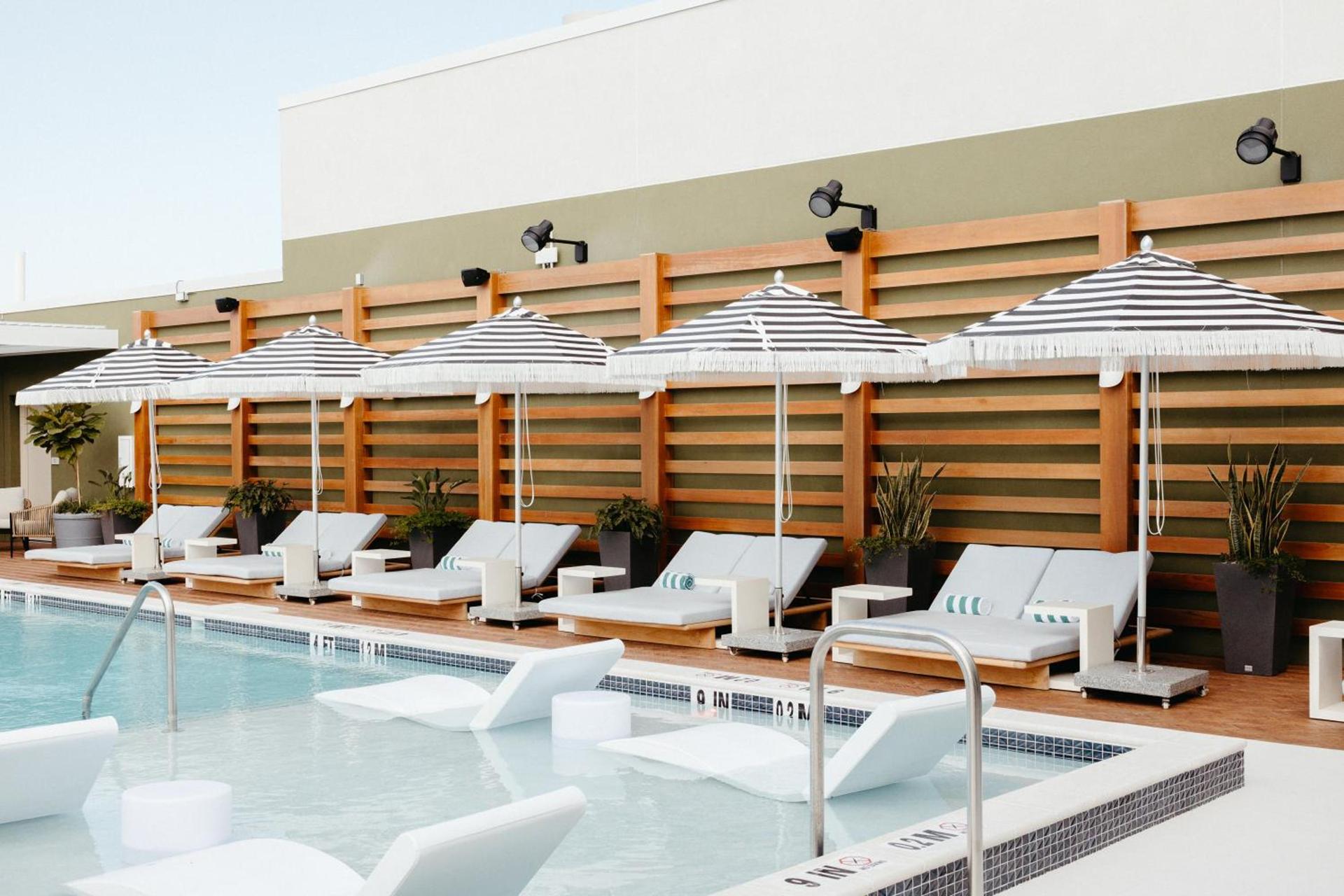 The Hiatus Clearwater Beach, Curio Collection By Hilton photo 95
