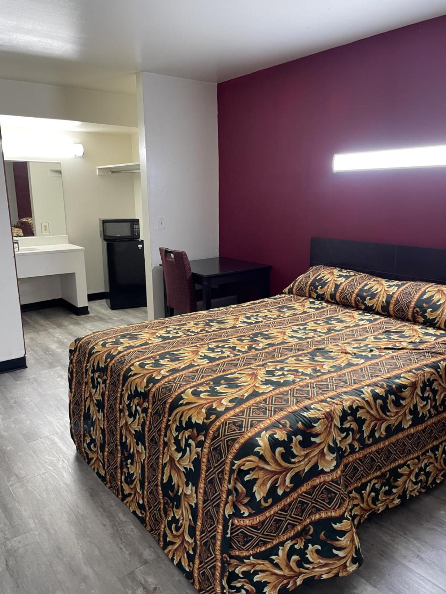 Budget Inn - Elizabeth, NJ photo 10
