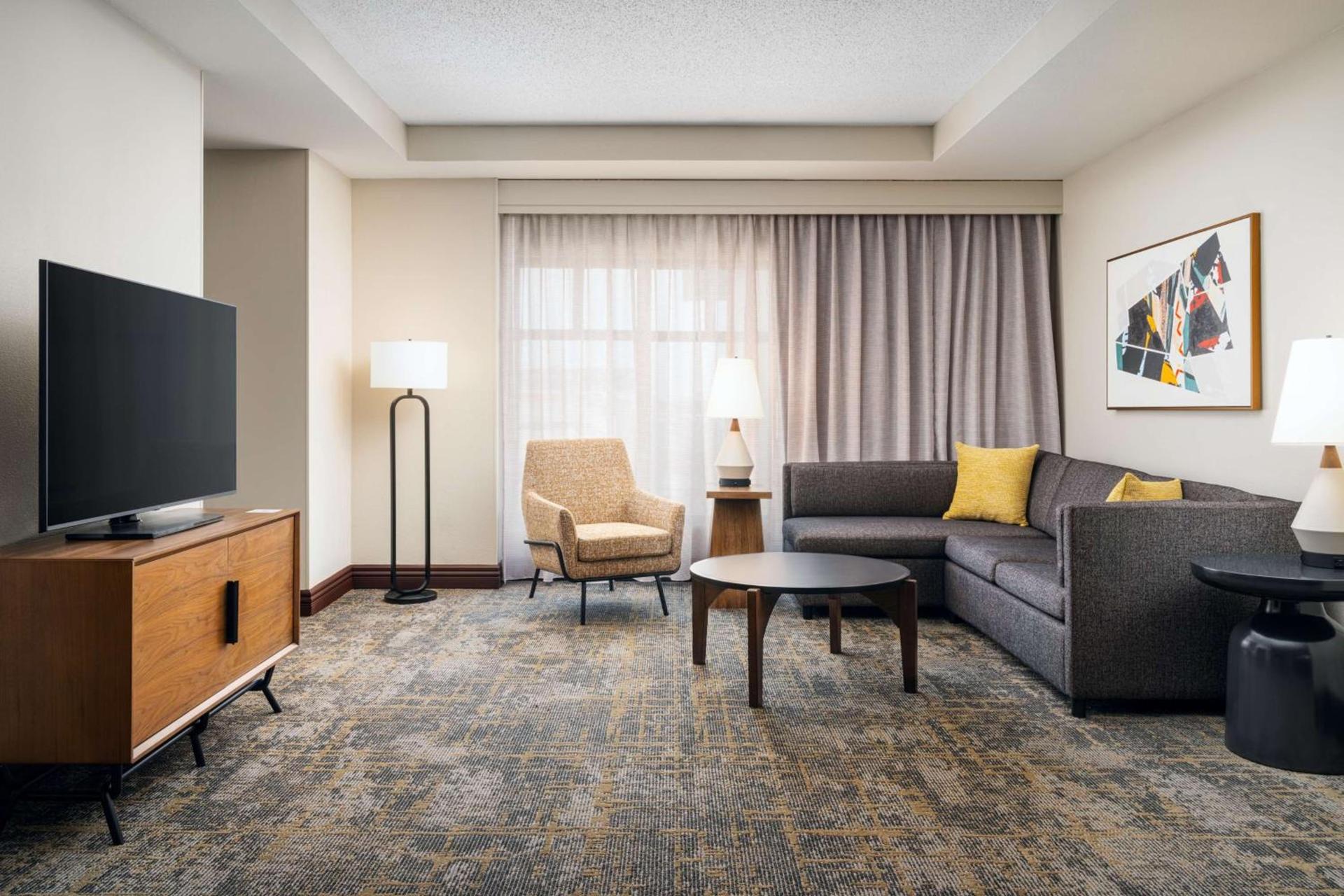 Embassy Suites Lincoln photo 16