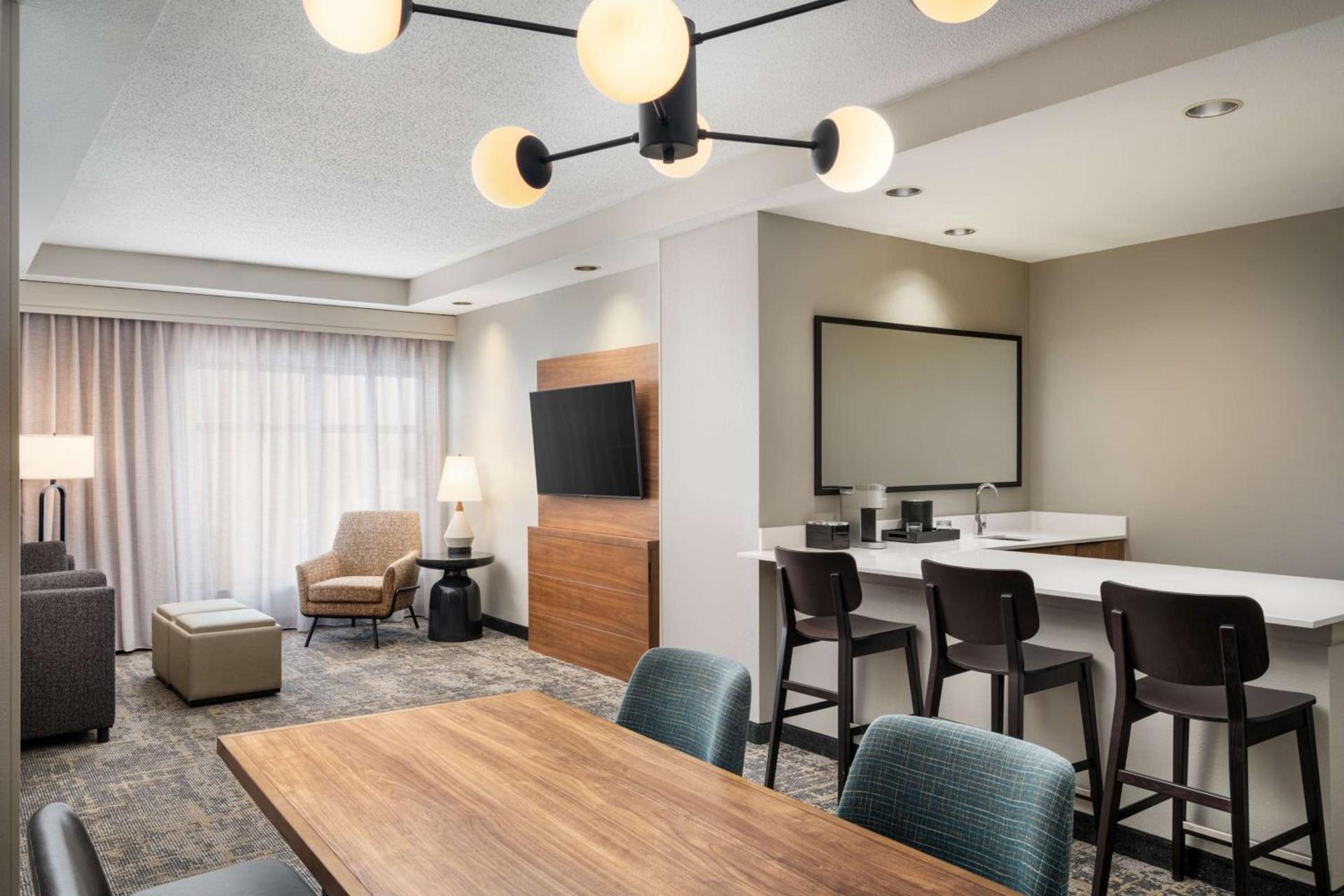 Embassy Suites Lincoln photo 21