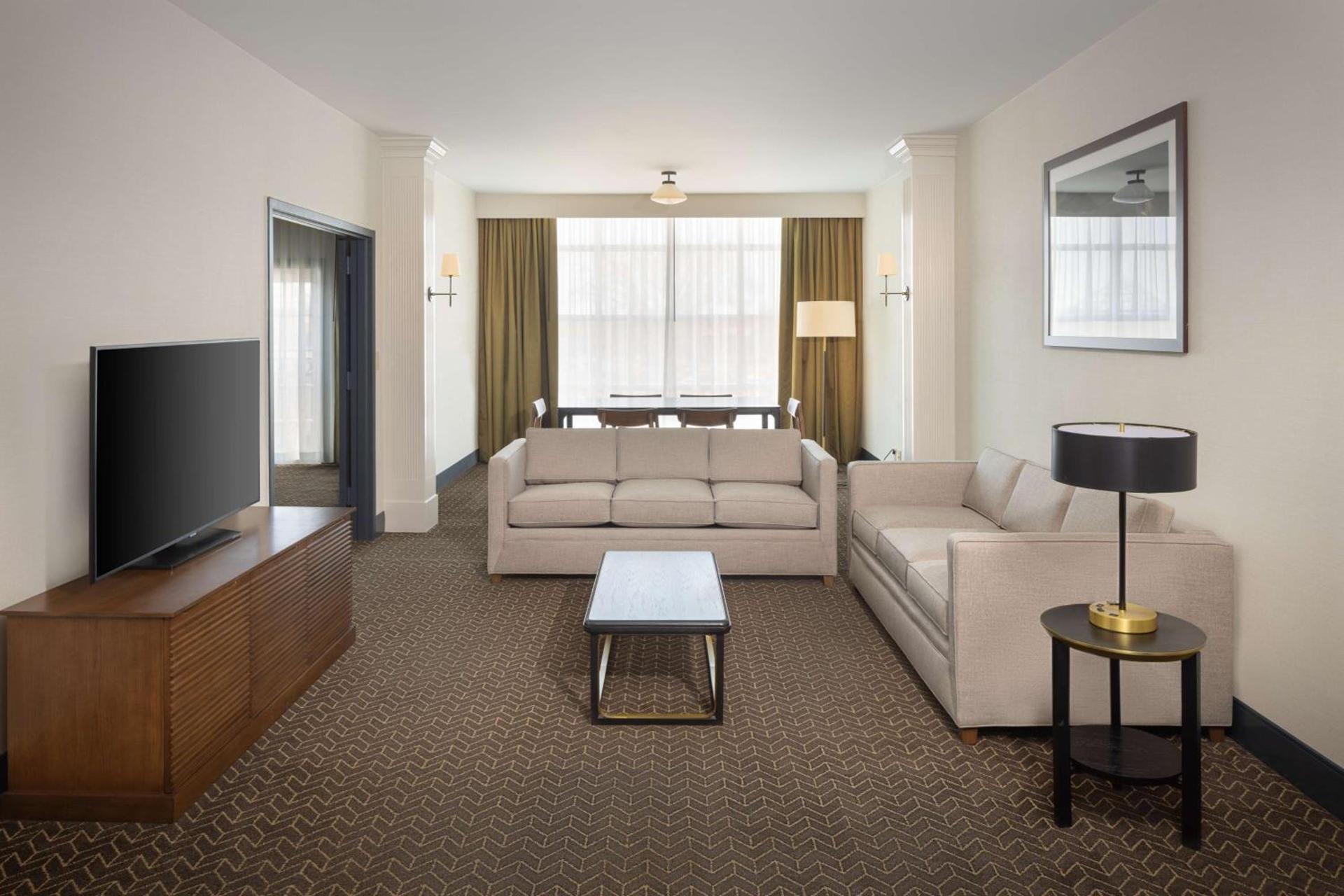DoubleTree Suites by Hilton Lexington photo 24