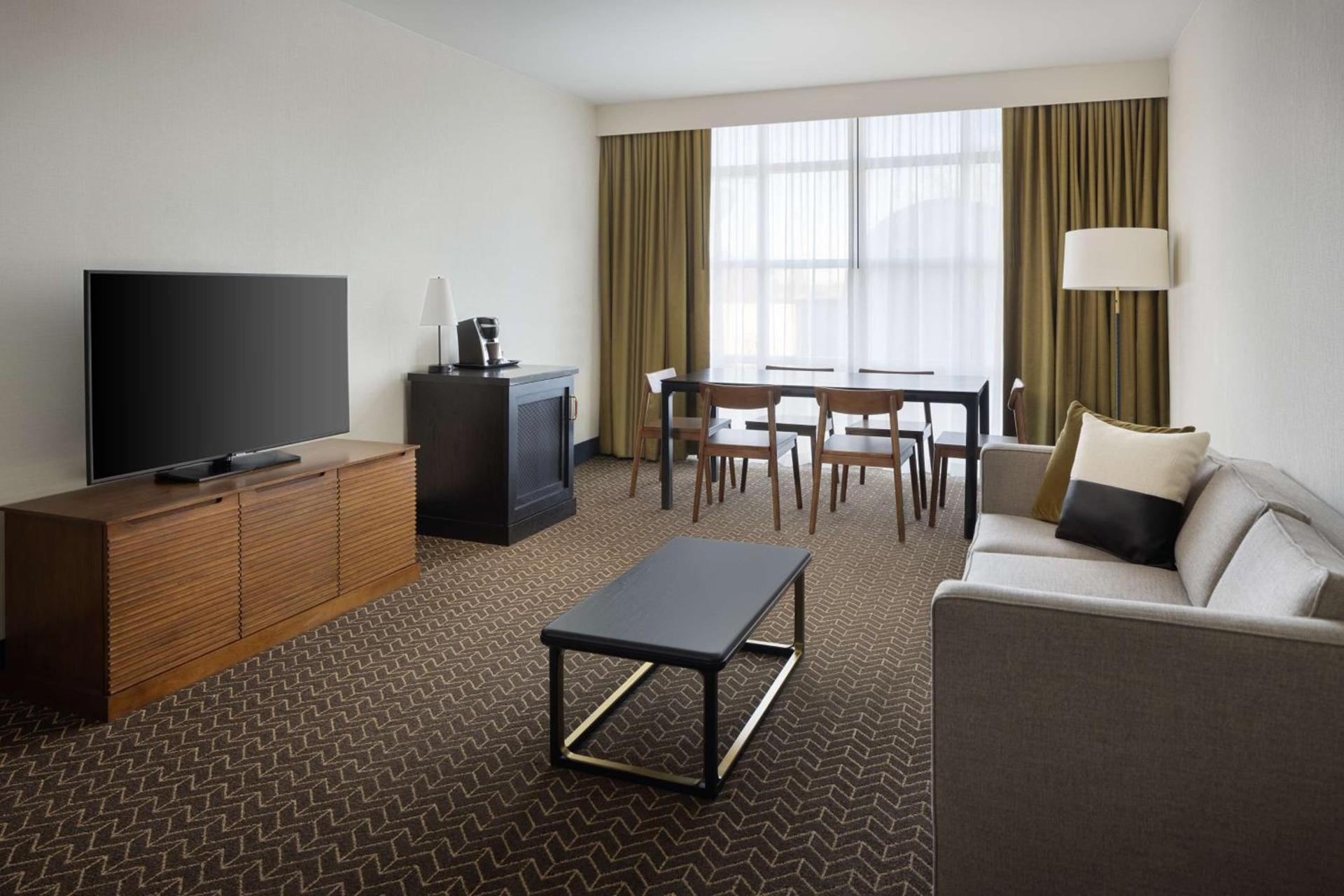 DoubleTree Suites by Hilton Lexington photo 40