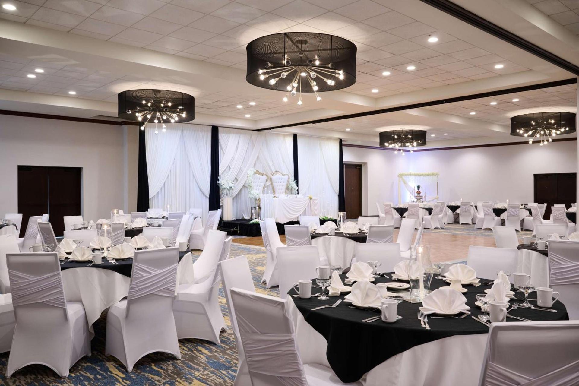 Doubletree by Hilton Buena Park photo 64