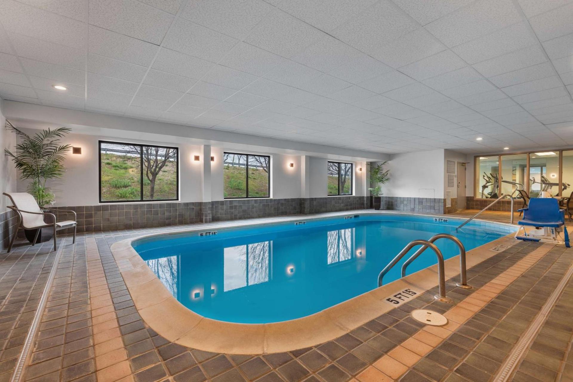 Spark By Hilton Winchester photo 10